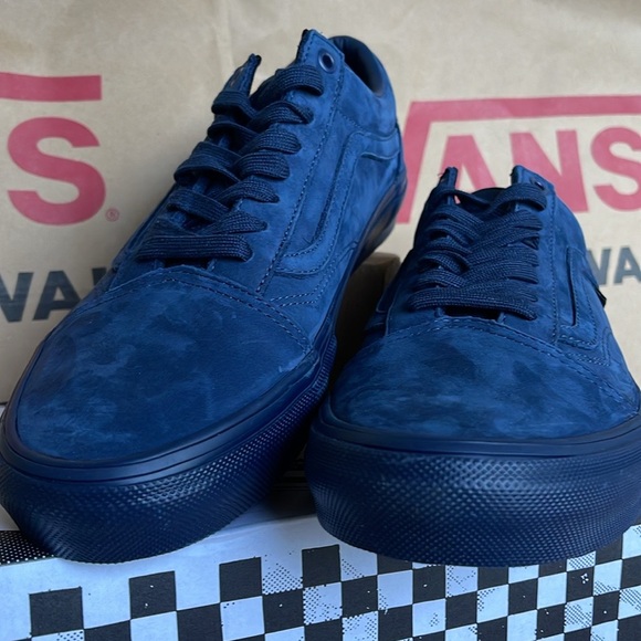 Vans Men’s Skate Old Skool
Mono Dark Blue
VN0ASFCB1PE
Sneakers - Picture 12 of 16